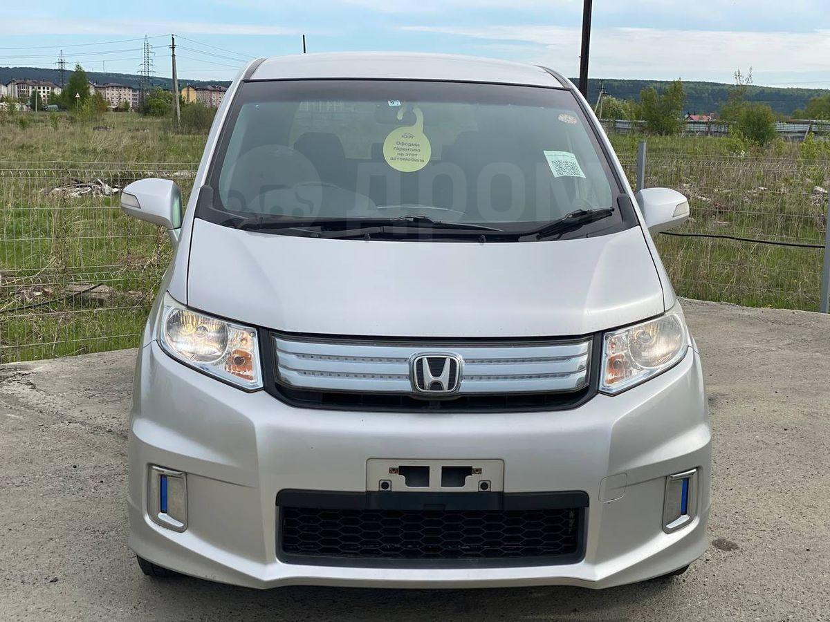Honda Freed Spike, 2012 — изображение 2